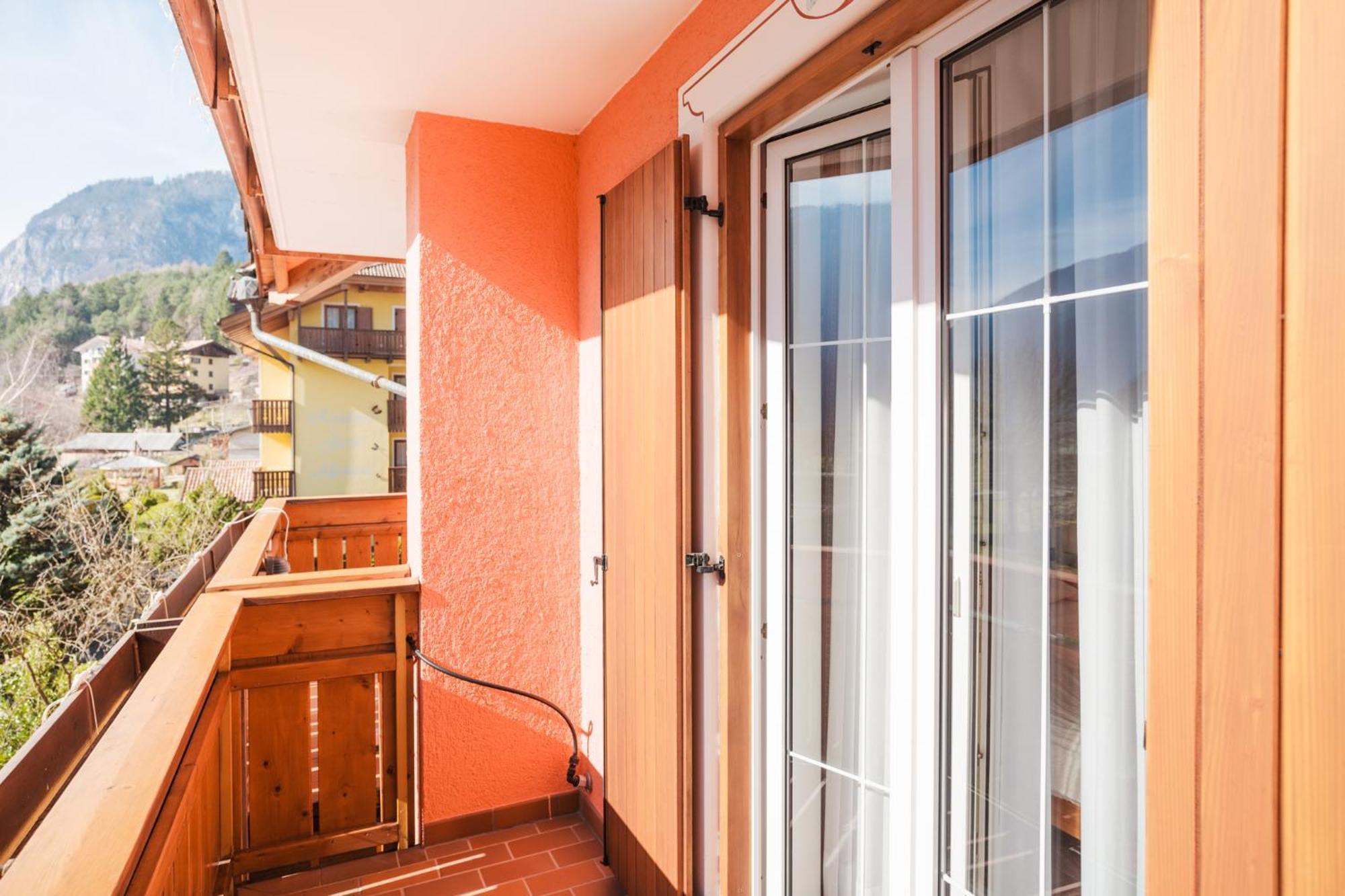 Residence Al Caminetto Молвена Екстериор снимка